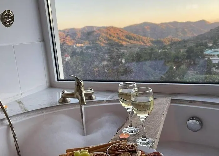 Aprosmeno Jacuzzi House 1 Vila *